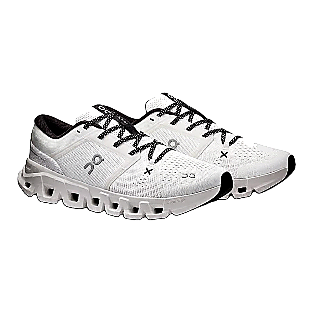 On Cloud X 5 Sneakers – White & Black