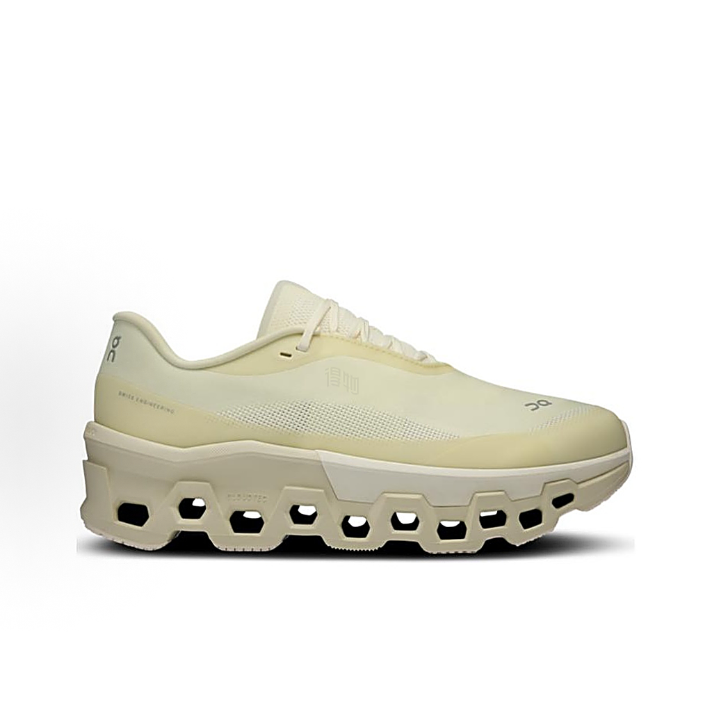 On Cloudstratus 2 – Cream Yellow & Ivory