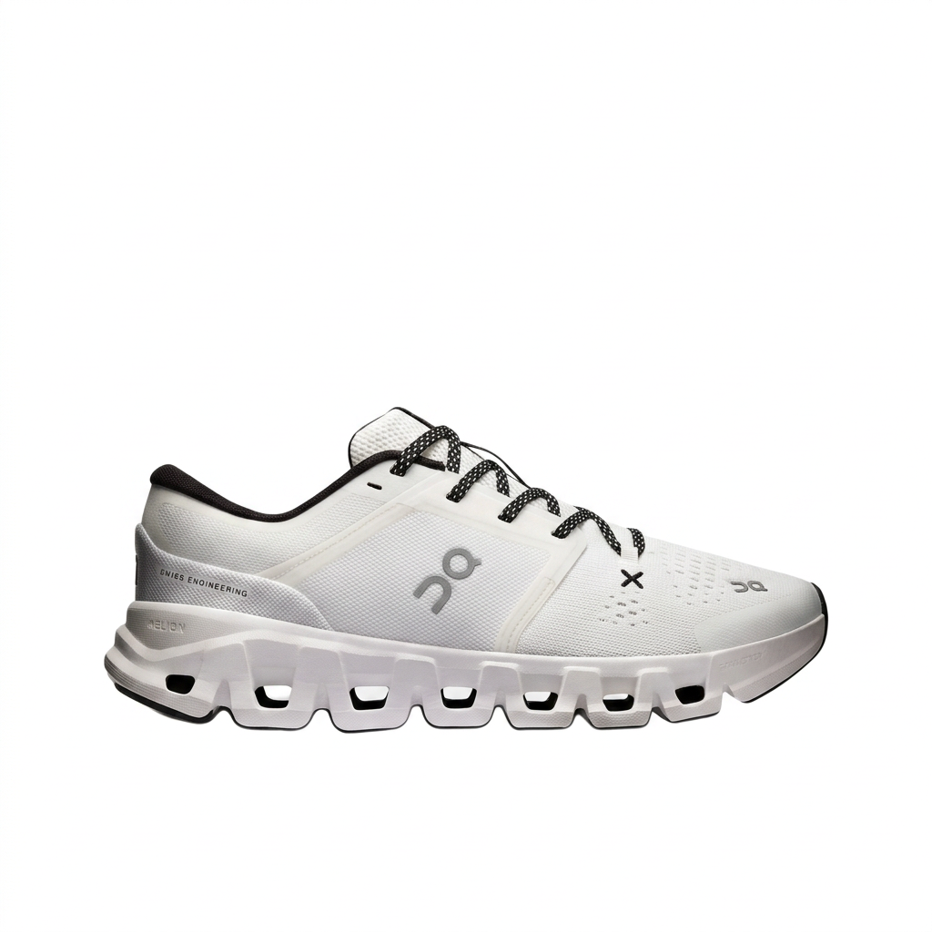 On Cloud X 5 Sneakers – White & Black