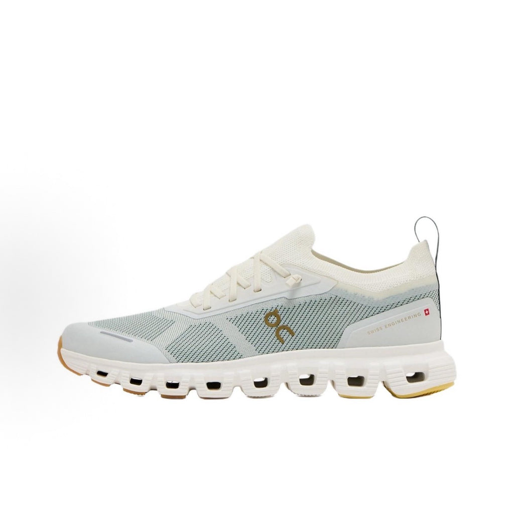 On Cloud 6 Sneakers – Ivory & Mint
