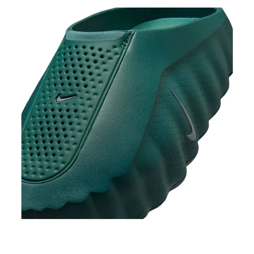 Nike Slip-On Mules – Teal / Orange