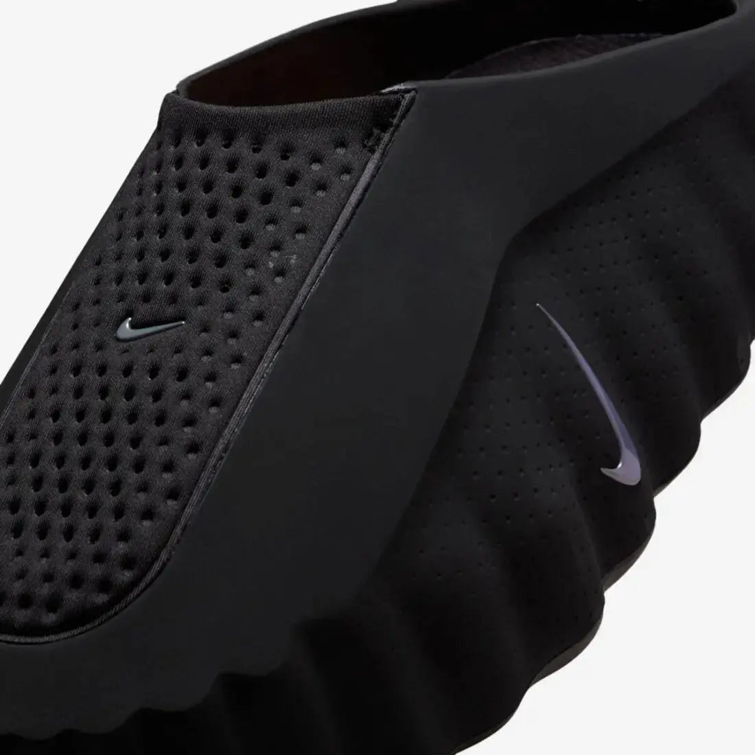 Nike Mind 001 Slip-On Mules – Black
