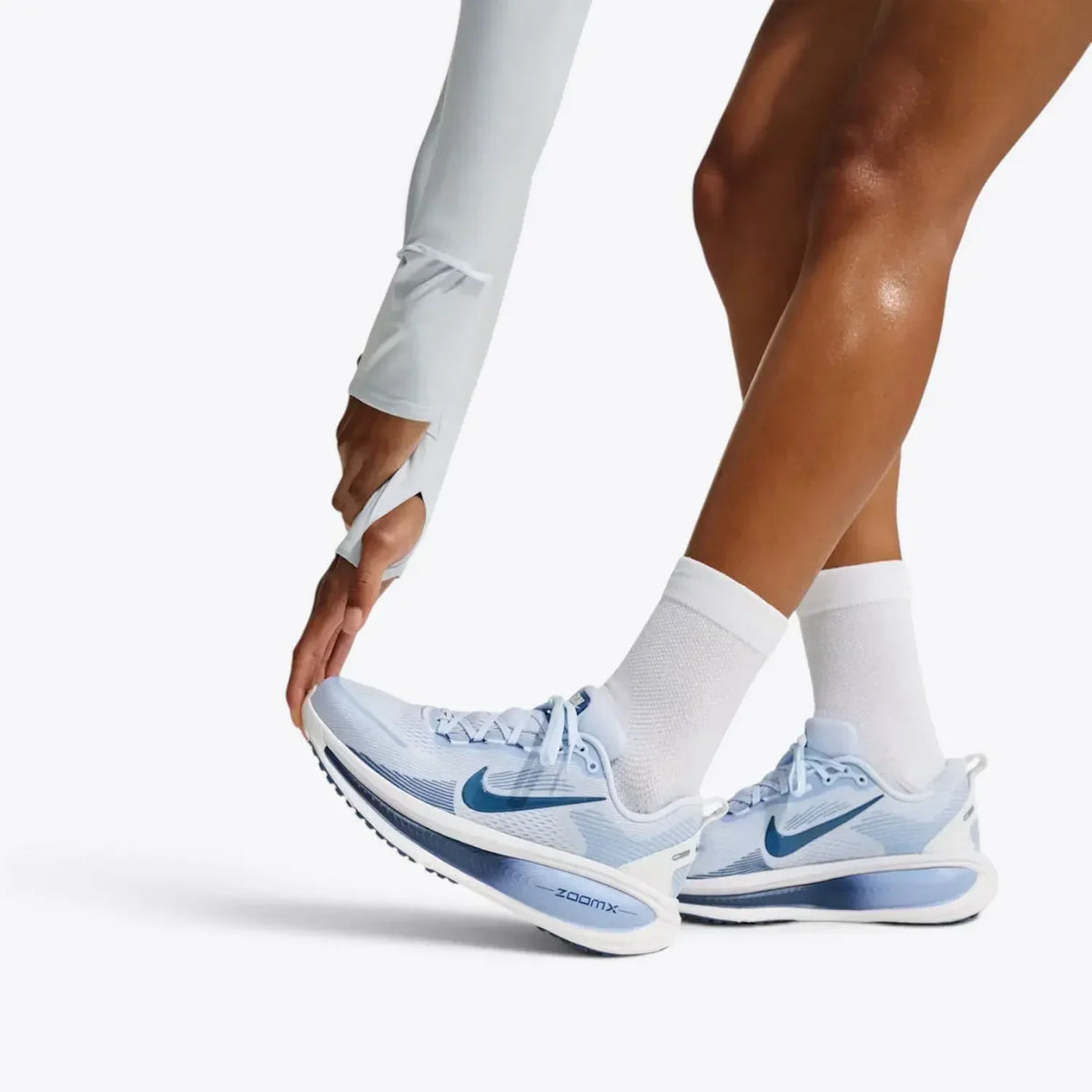 Nike Vomero 18 Running Shoes – Ashen Slate / Diffused Blue HM6804-402