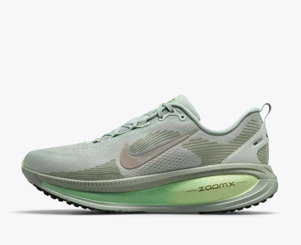 Nike Vomero 18 Running Shoes – Light Silver / College Grey / Barely Volt HM6803-002