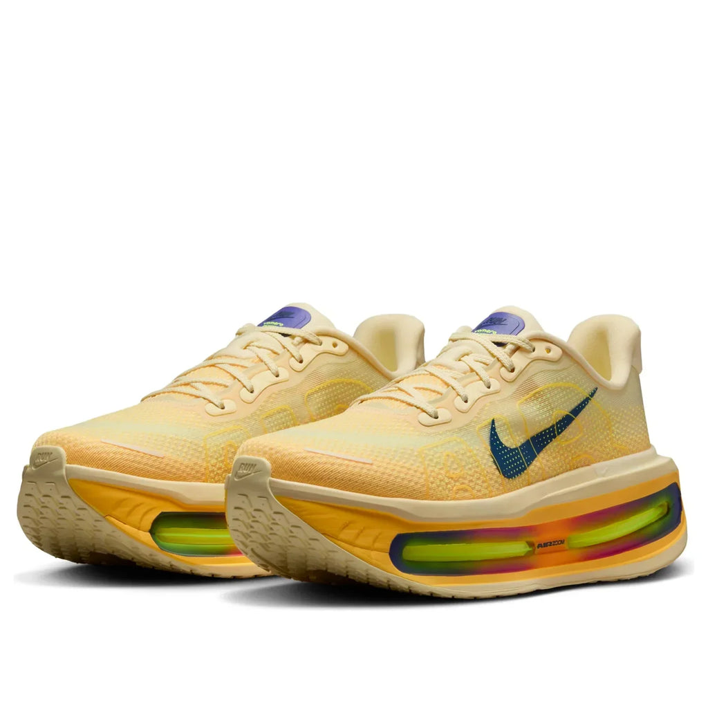 Nike Vomero Premium Running Shoes – Cream / Yellow